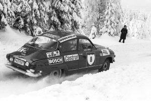 Stig Blomqvist, Saab V4